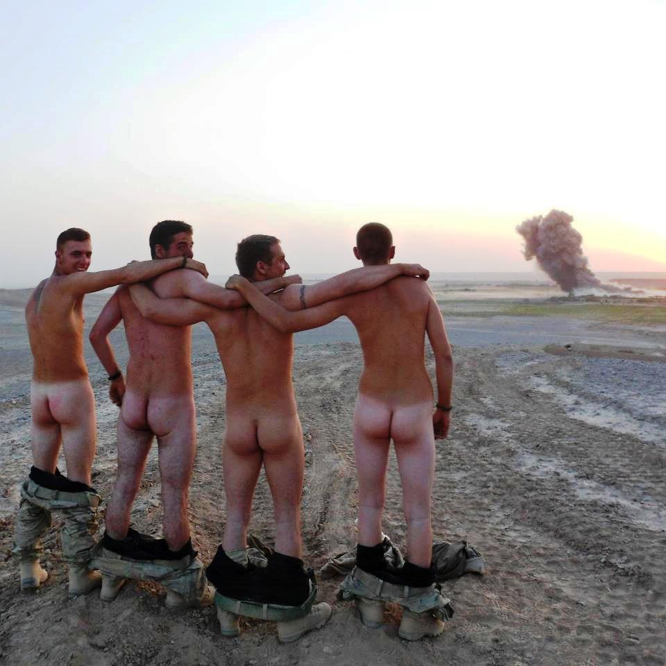 militaires culs nus